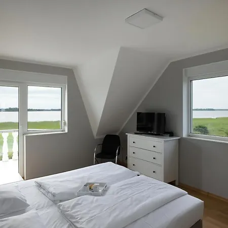 House Victoria's Village By Renters Appartamento *
