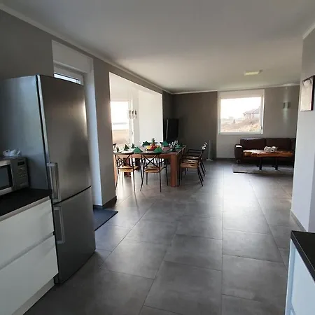 Appartamento House Victoria's Village By Renters